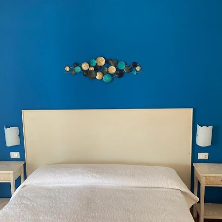 Villa Ancora Bed & Breakfast 산비토로카포 외부 사진