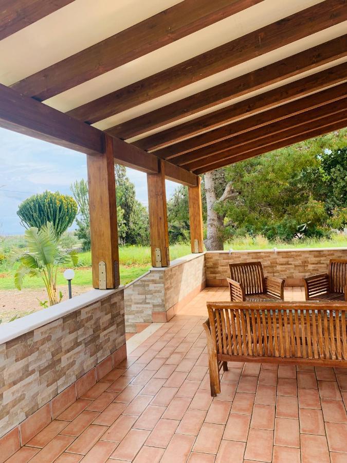 Villa Ancora Bed & Breakfast 산비토로카포 외부 사진